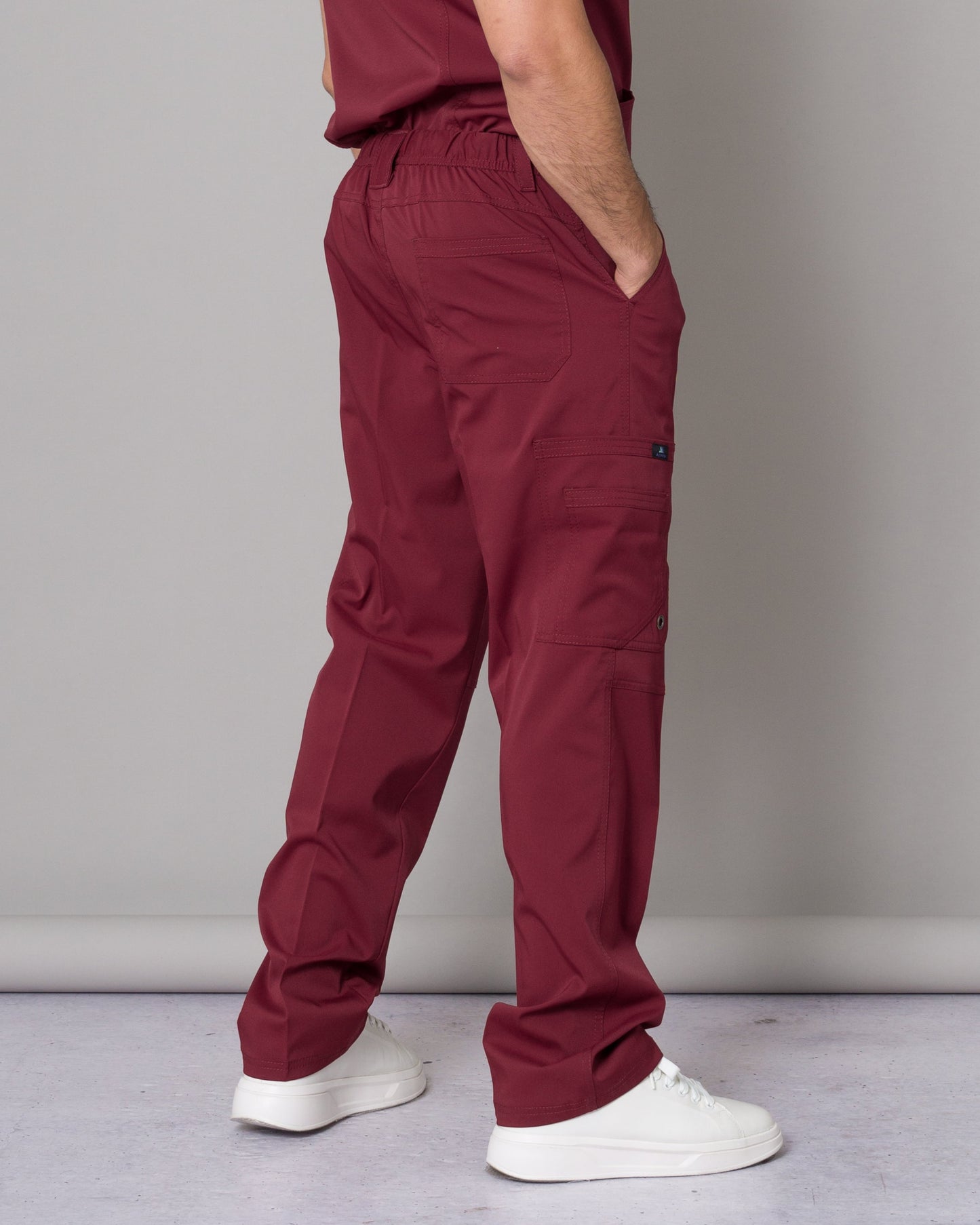 Scrub Allynta SV-01 Guinda - Pantalón