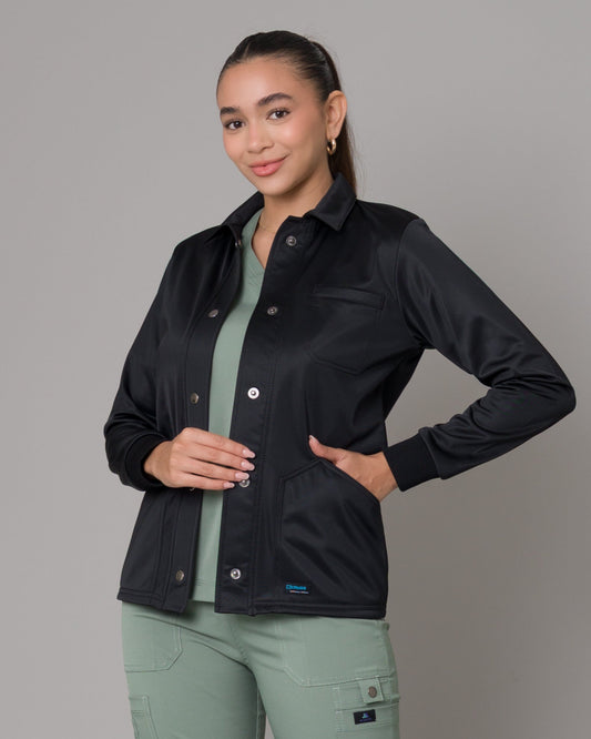 Cardigan Clínico Con Broches Negro