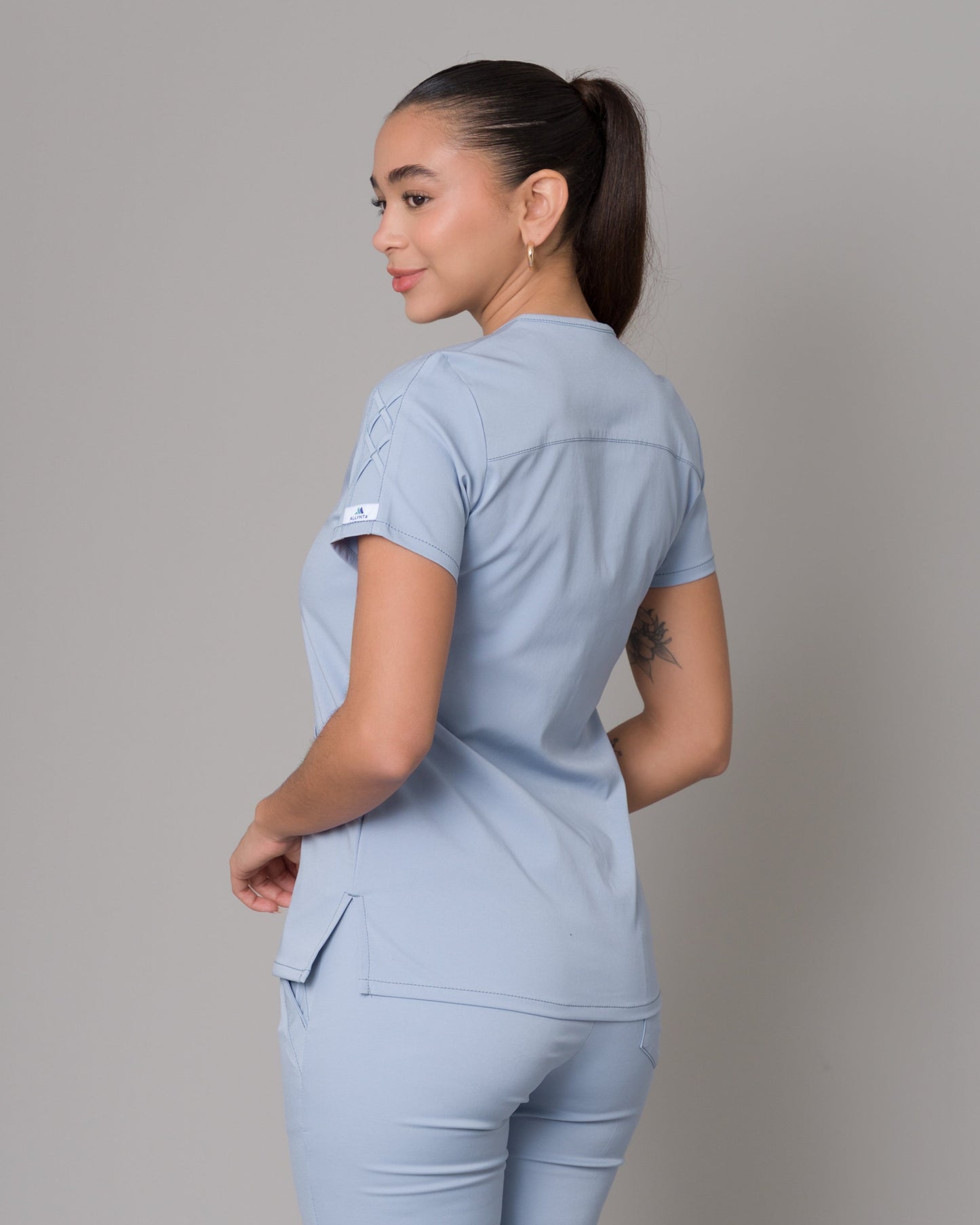 Scrub Allynta SD-01 Celeste Acerado - Chaqueta