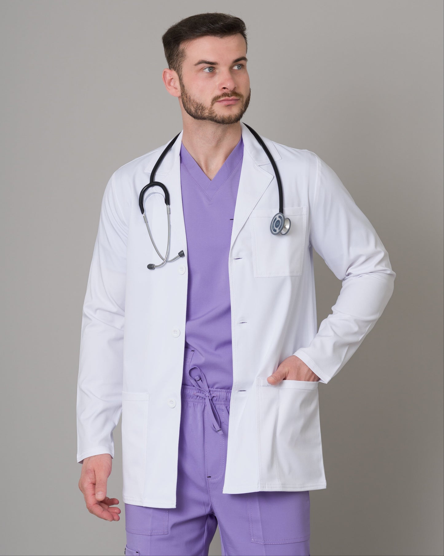 Bata Médica Allynta D1 Estilo Blazer Blanco (Hombre)