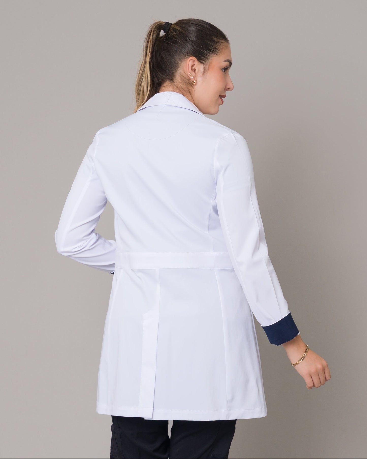Bata Médica Allynta D-03 Largo Blanco