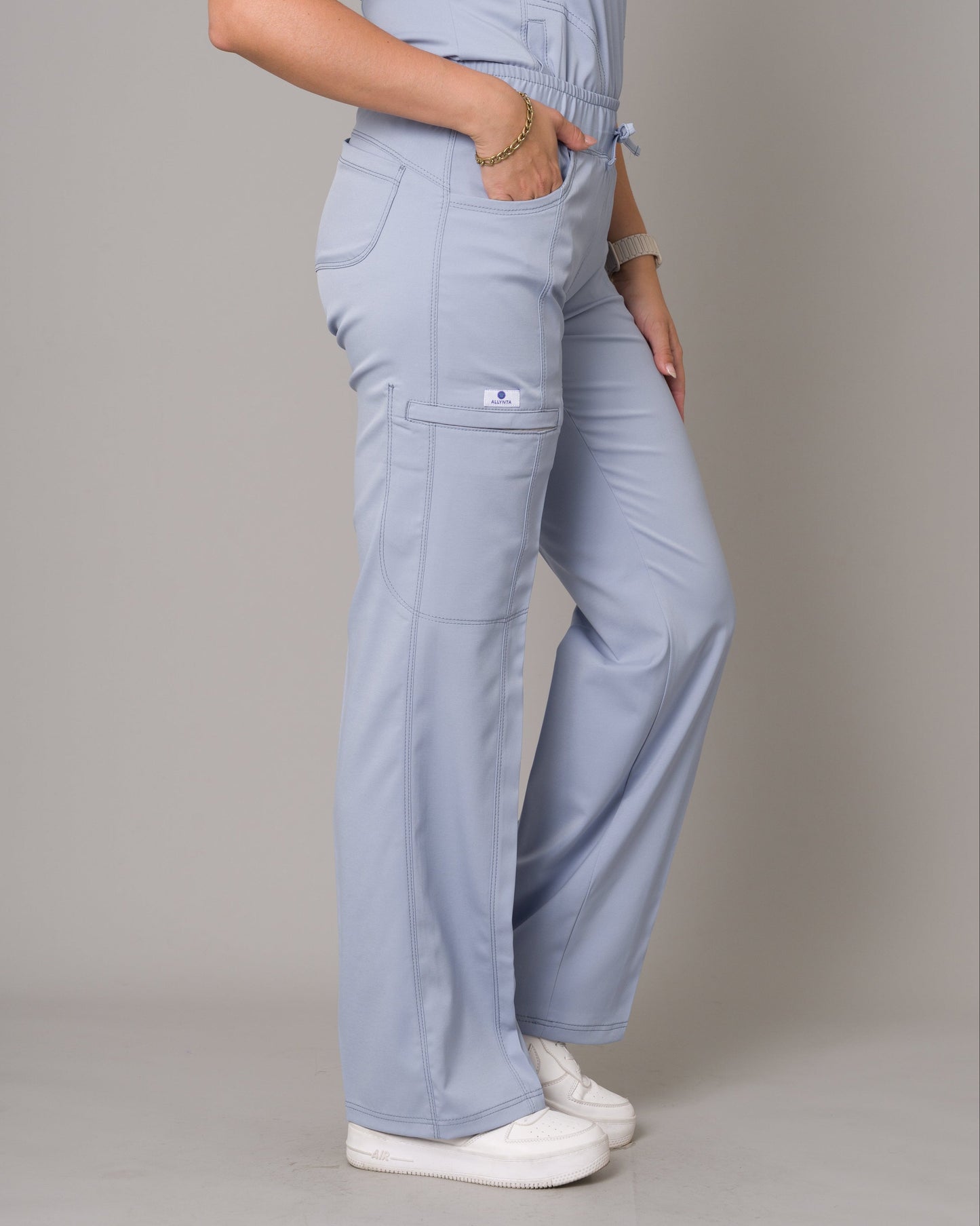 Scrub Allynta SD-02 Celeste Acerado - Pantalón
