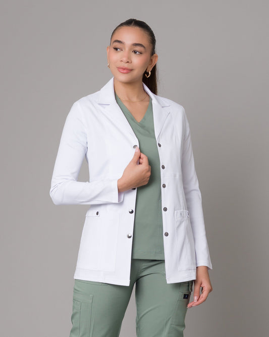 Bata Médica Allynta D-01 Blanco (mujer)
